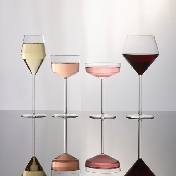 Sculptural borosilicate glassware